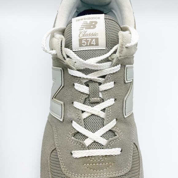 New Balance Mens Classics 574 Core Sneaker US 17D EU 52 Grey White Athletic EUC - Picture 13 of 14